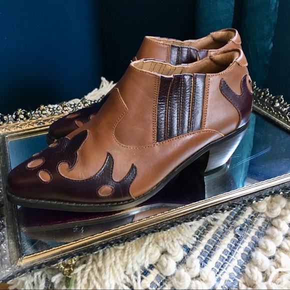 NWOT Twiggy London Leather Western Ankle Booties - Picture 2 of 6